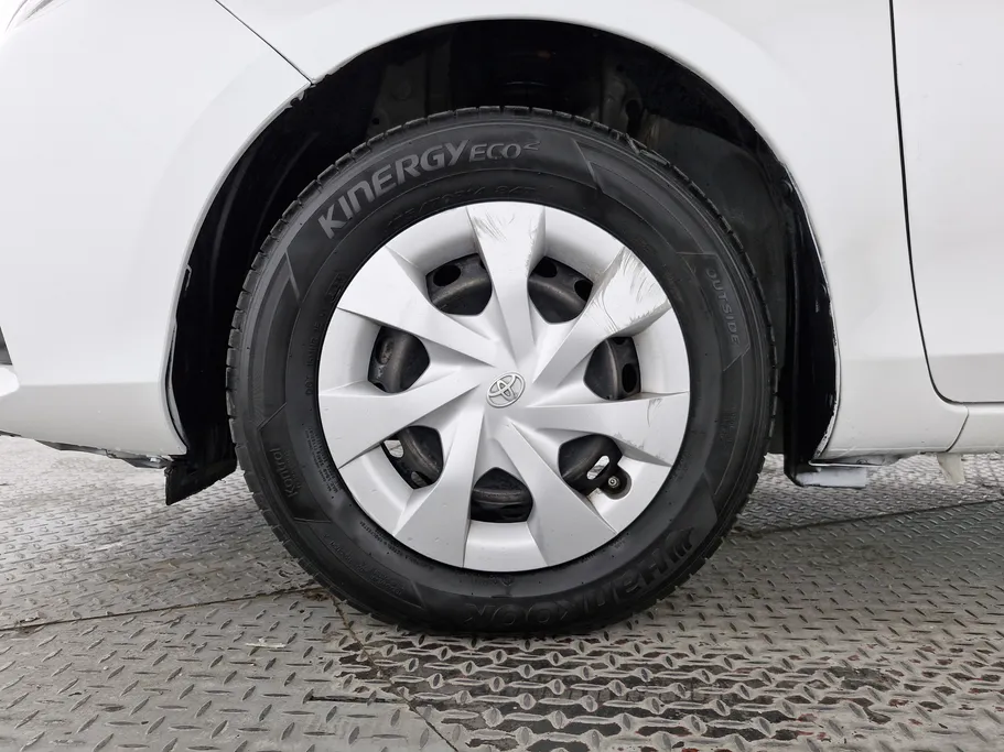 تويوتا يارس Y 2021 