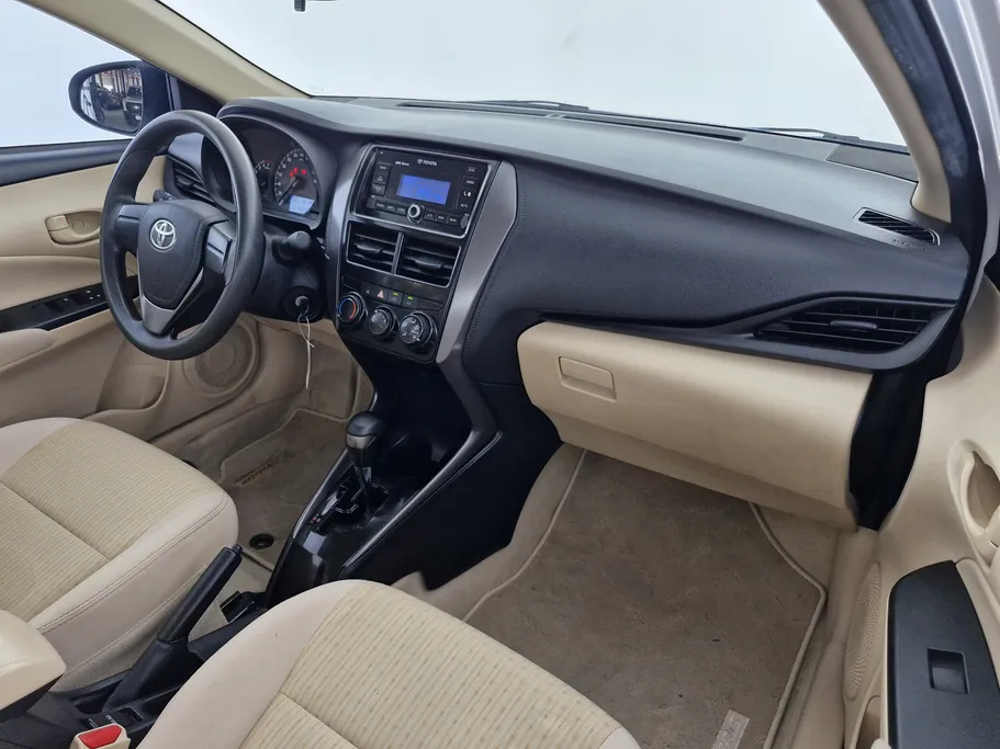 تويوتا يارس Y 2021 