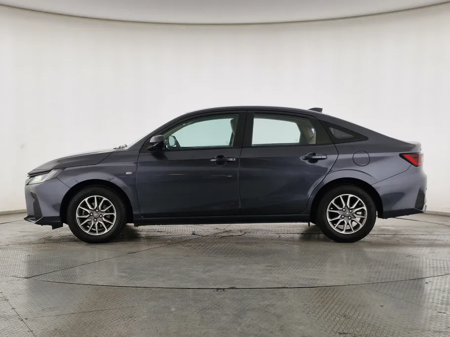 تويوتا يارس Y 2023 