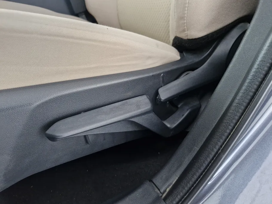 تويوتا يارس Y 2023 