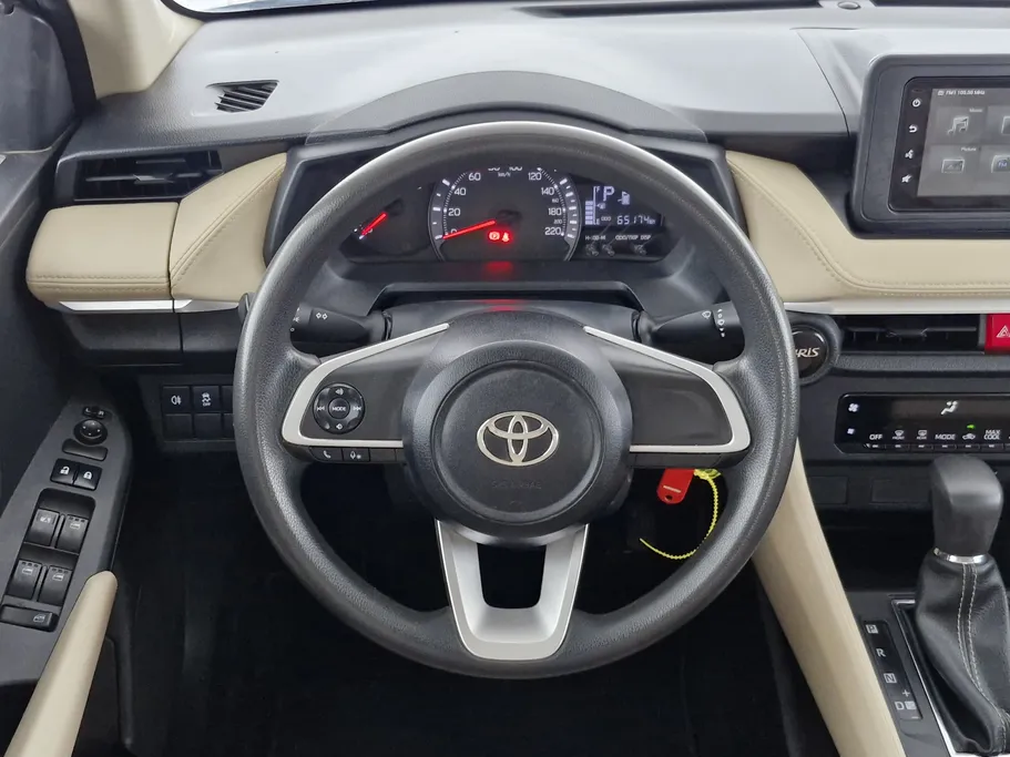 تويوتا يارس Y 2023 