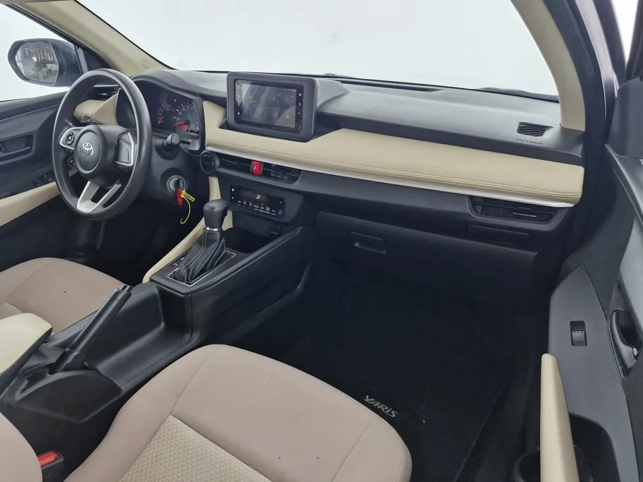 تويوتا يارس Y 2023 