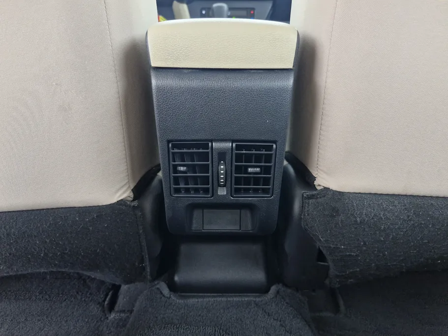 تويوتا يارس Y 2023 