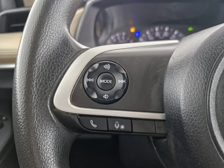 تويوتا يارس Y 2023 