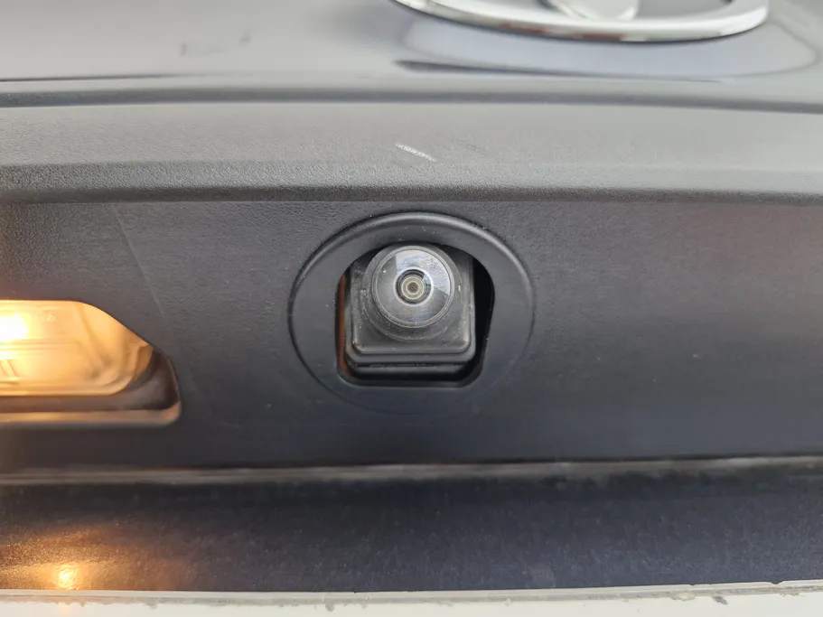 تويوتا يارس Y 2023 