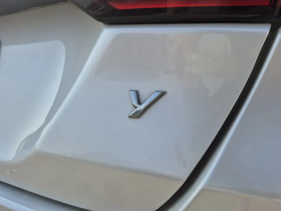 تويوتا يارس Y 2023 