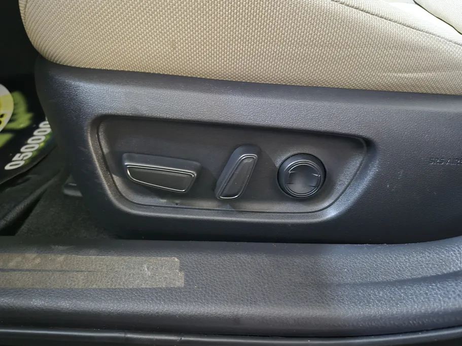 2025 Toyota Camry  E 