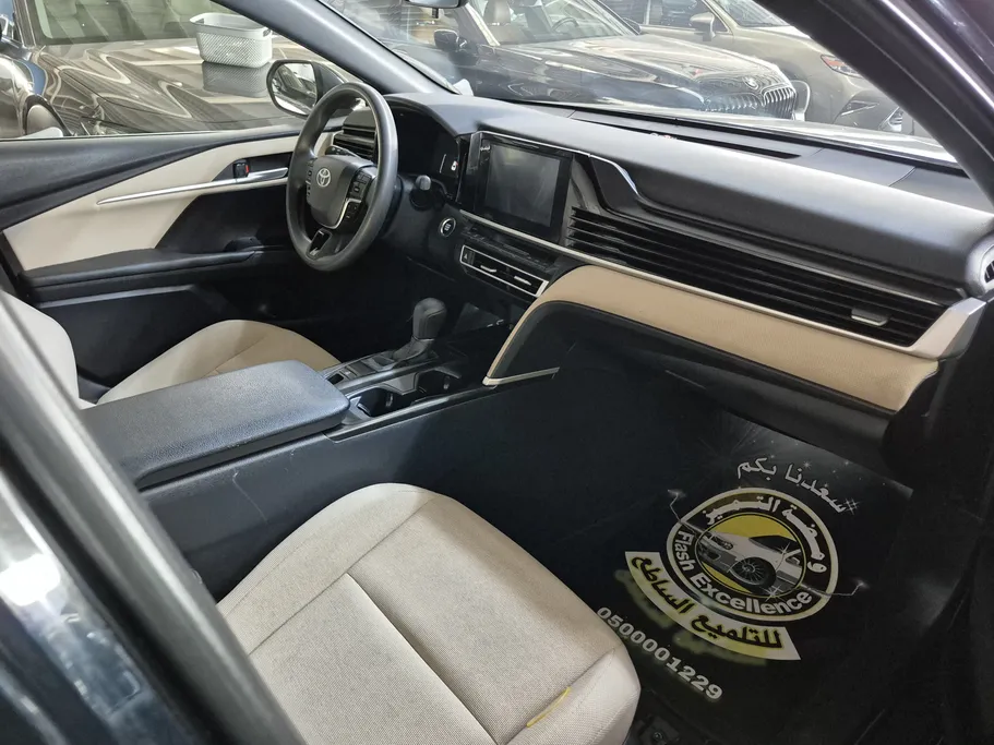 2025 Toyota Camry  E 