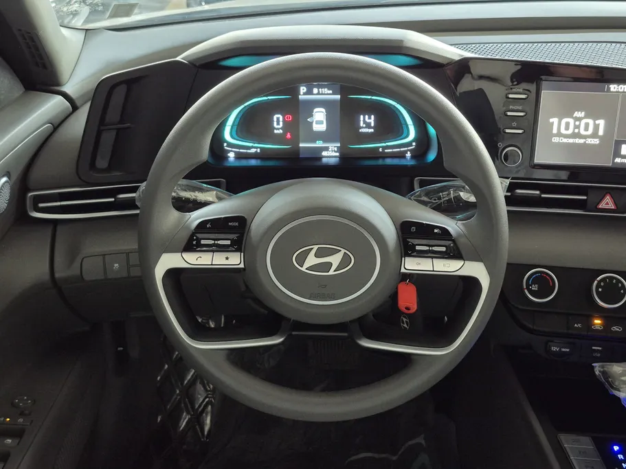 2025 Hyundai Elantra Fleet 