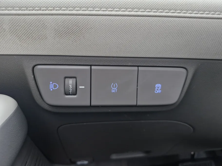 2024 Hyundai Accent Smart 