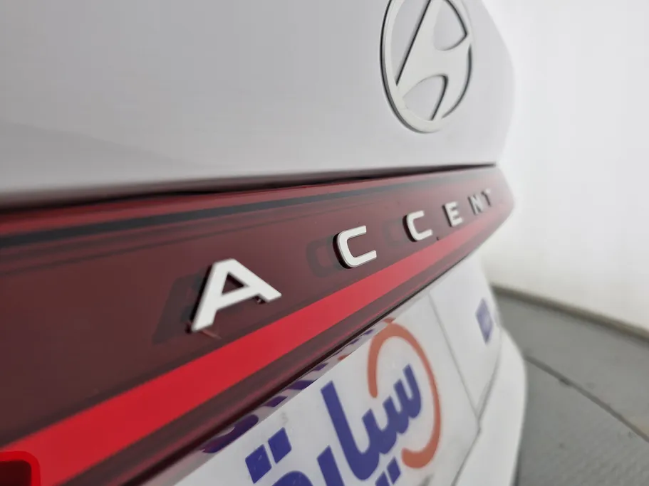 2024 Hyundai Accent Smart 