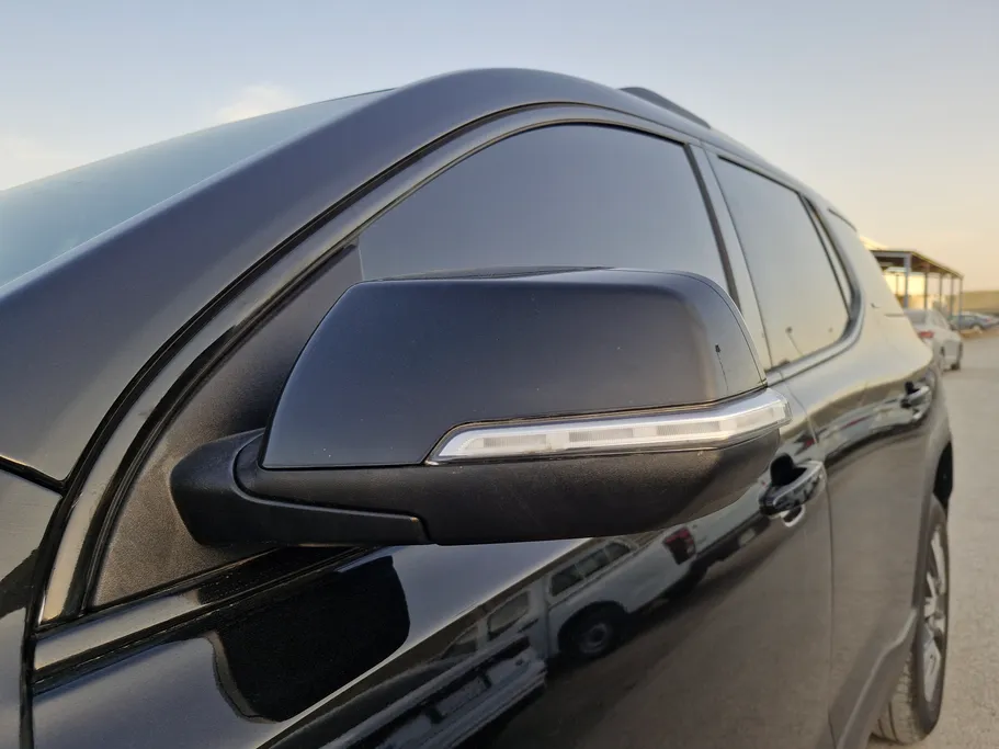 جي إم سي  اكاديا SLE 2023 