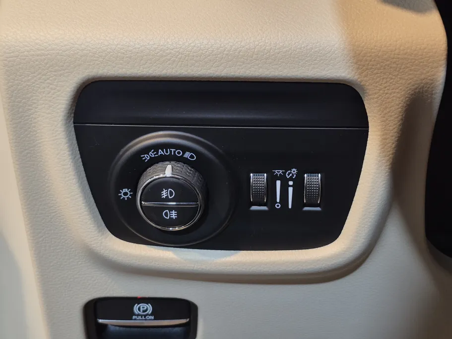 2022 Jeep Grand Cherokee ليمتد 