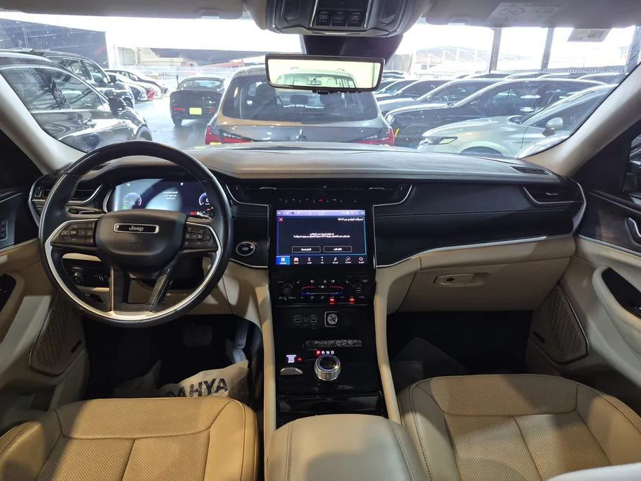 2022 Jeep Grand Cherokee ليمتد 