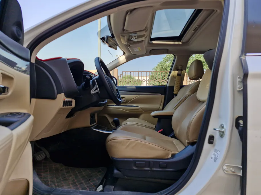 2022 Mitsubishi Outlander GLX 