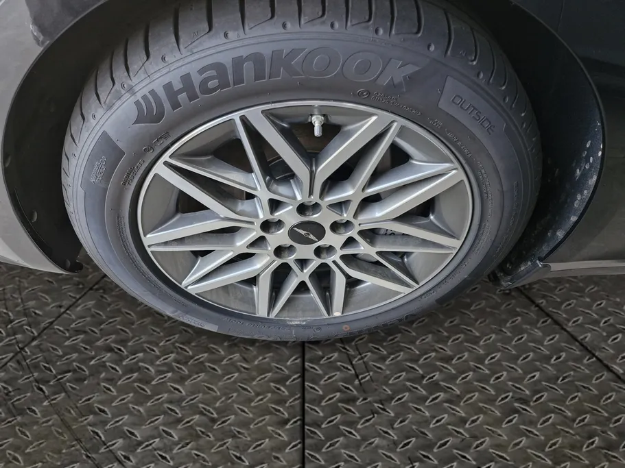 2026 Genesis G80 PRESTIGE 