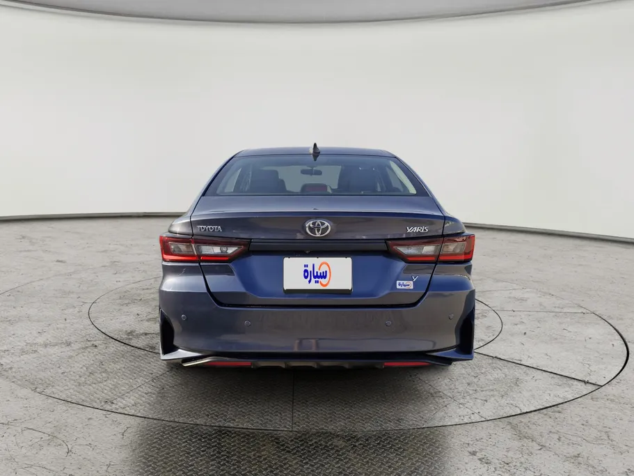 2023 Toyota Yaris  Y 