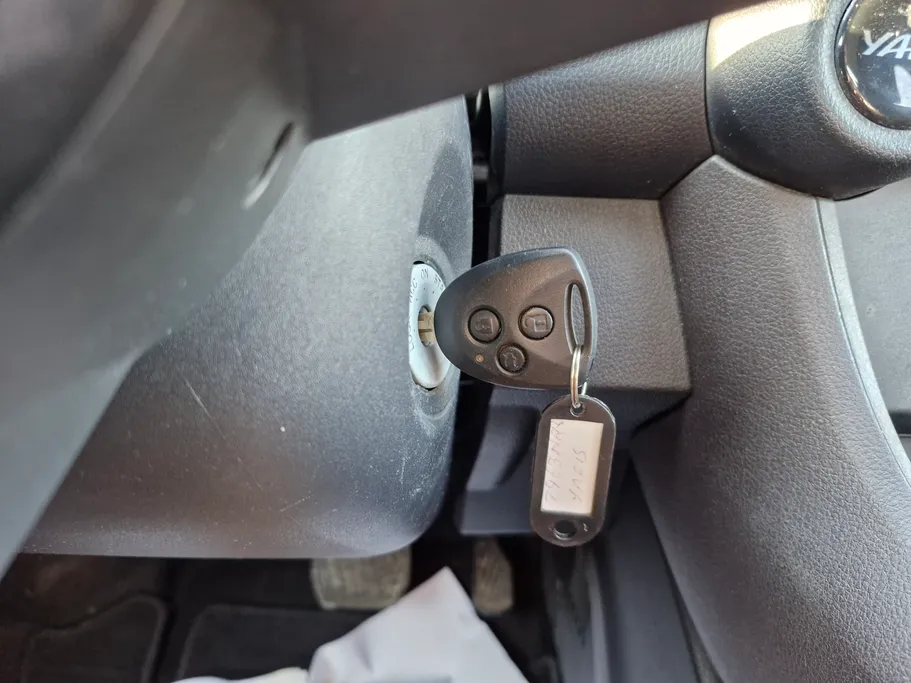 2023 Toyota Yaris  Y 