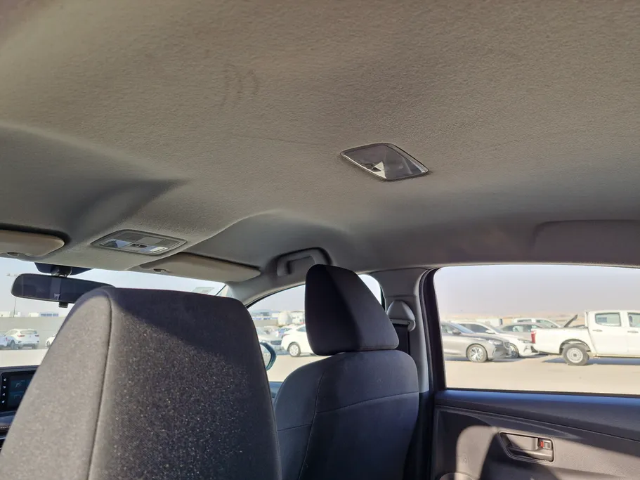 2023 Toyota Yaris  Y 