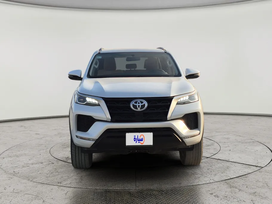 تويوتا فورتشنر GX 2023 