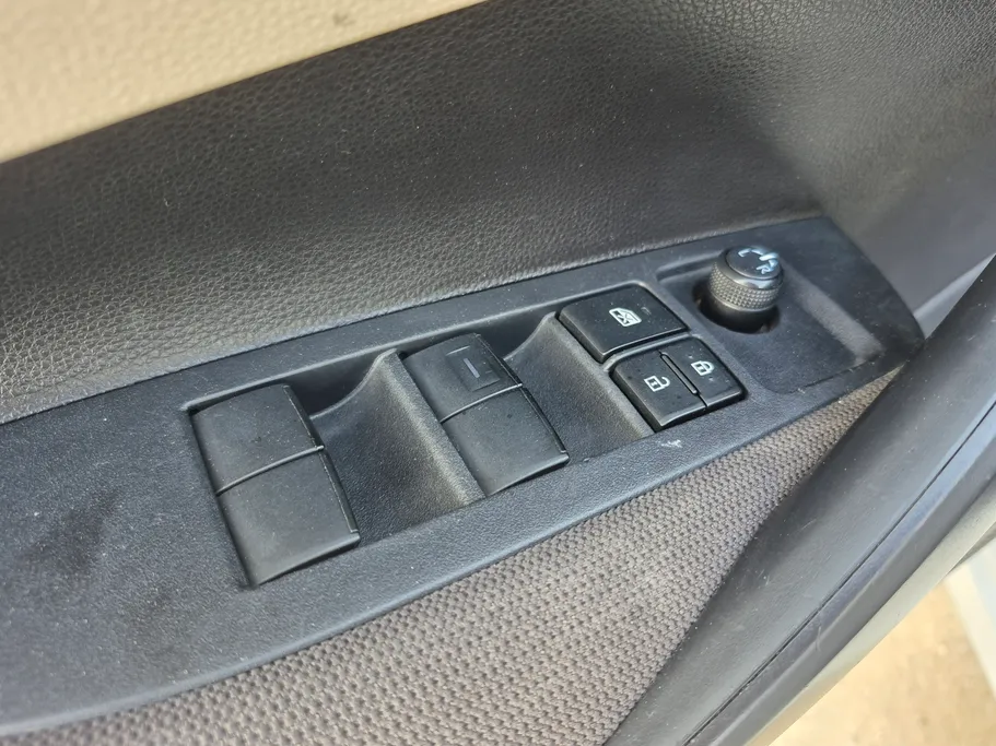 تويوتا كورولا XLI 2023 