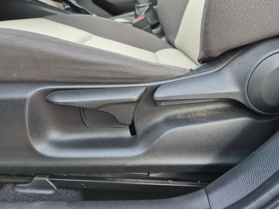 تويوتا كورولا XLI 2023 