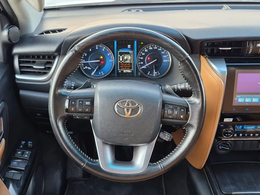 تويوتا فورتشنر VX 2024 