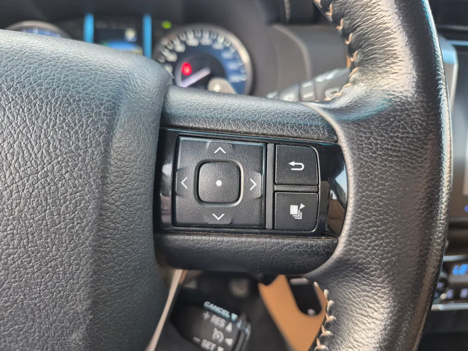 تويوتا فورتشنر VX 2024 