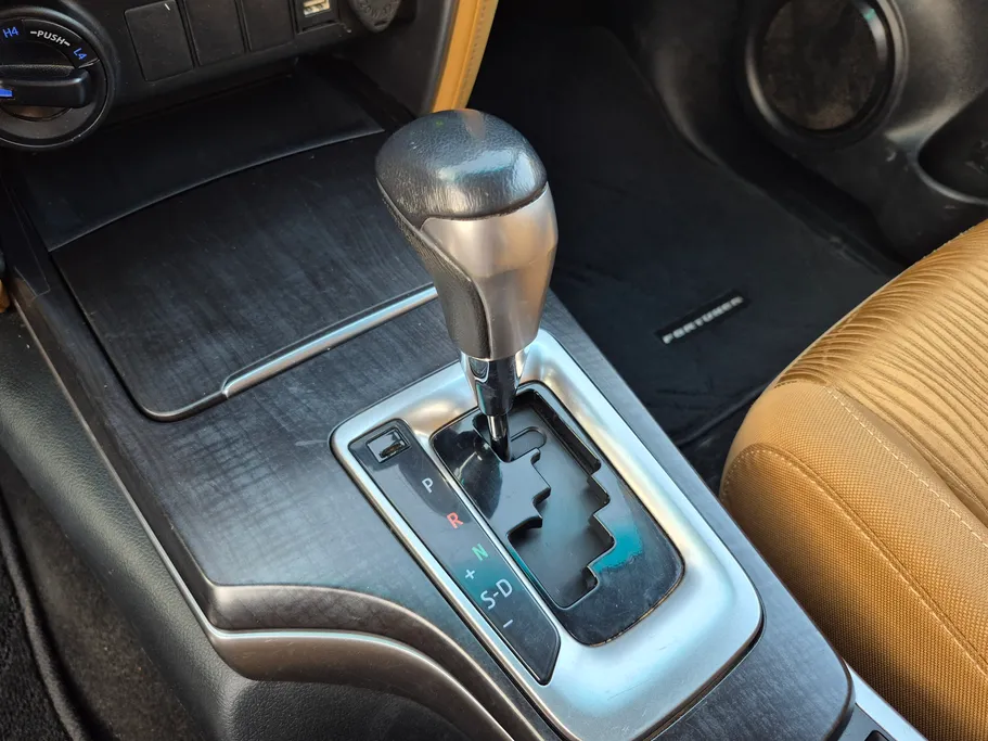 تويوتا فورتشنر VX 2024 