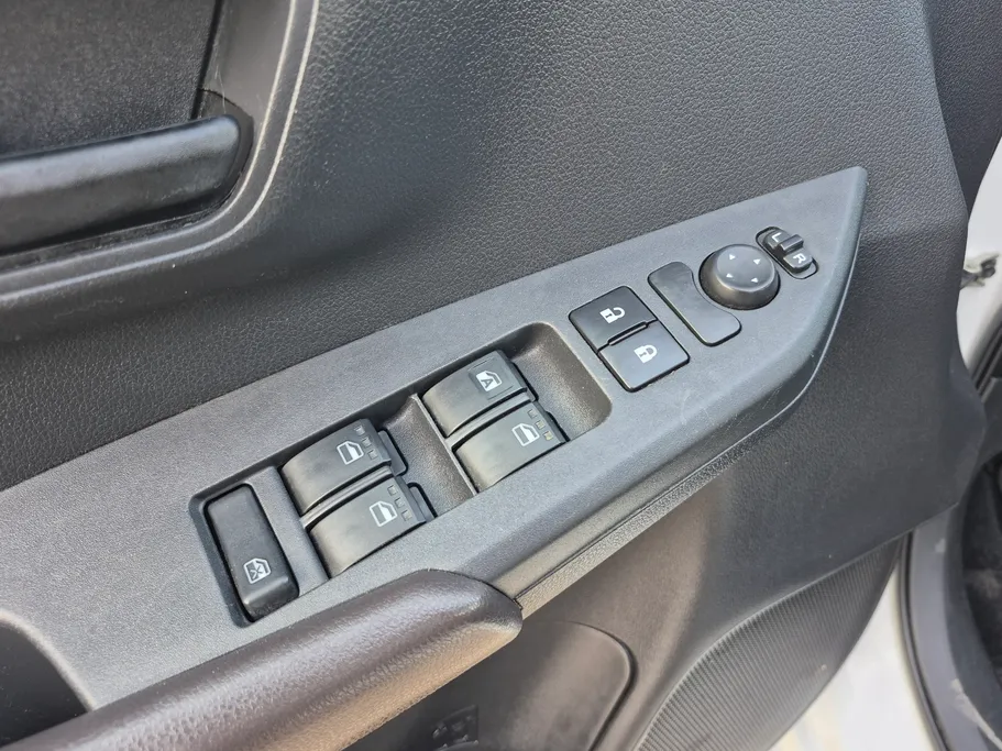 تويوتا يارس Y 2023 