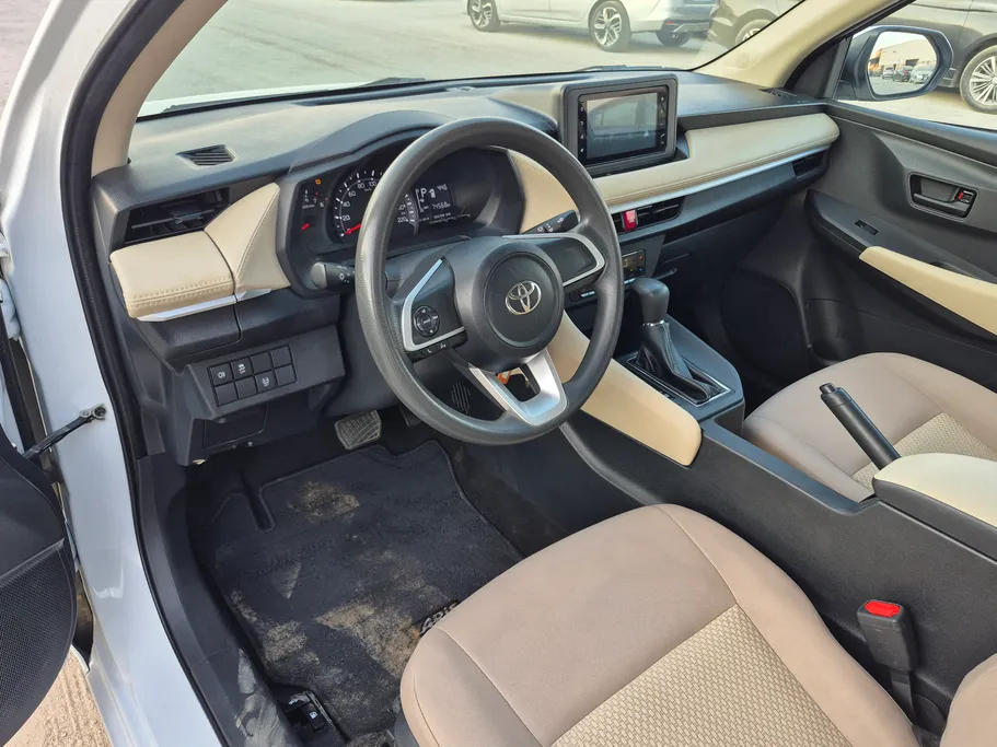 تويوتا يارس Y 2024 