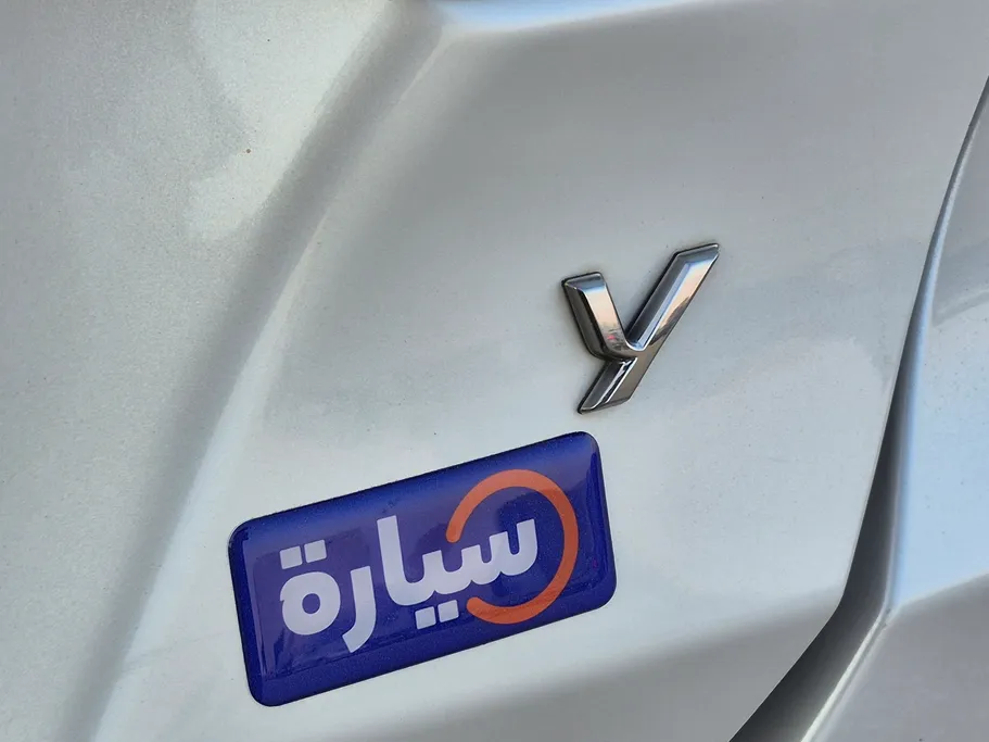 تويوتا يارس Y 2024 