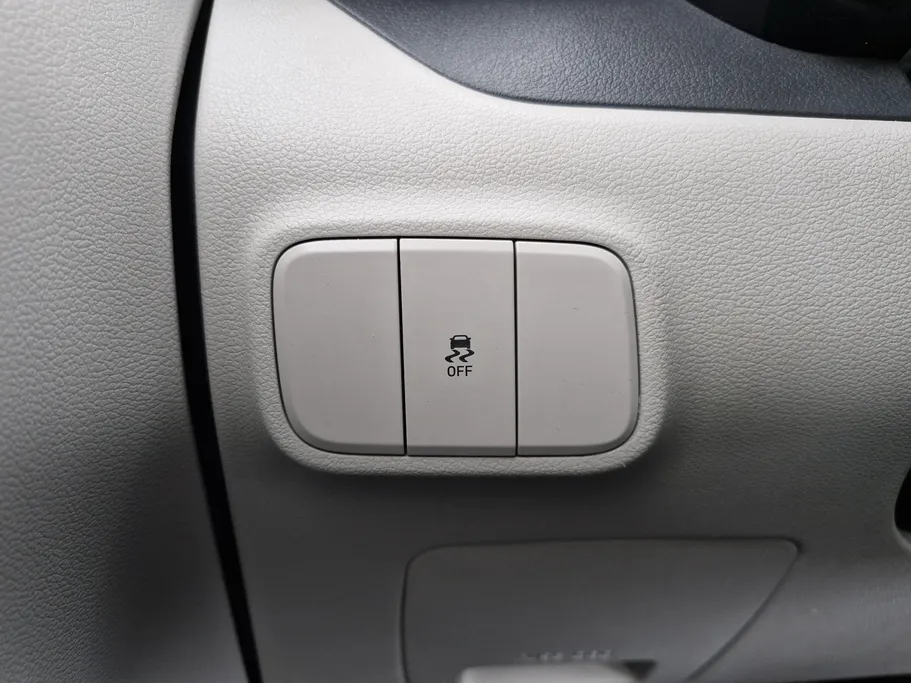 هيونداي Grand i10 فلييت 2023 