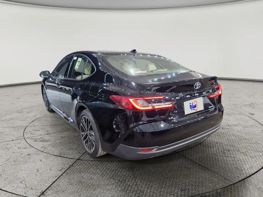 تويوتا كامري LE HEV 2025 