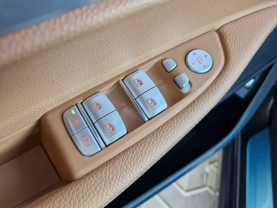 بي ام دبليو الفئة السابعة 730Li 2019 