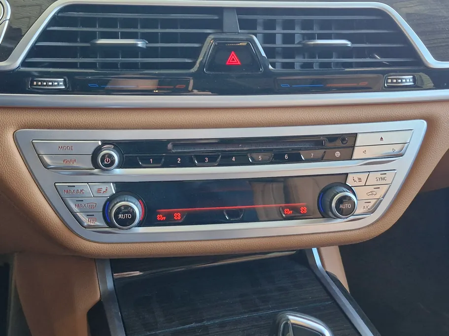 بي ام دبليو الفئة السابعة 730Li 2019 