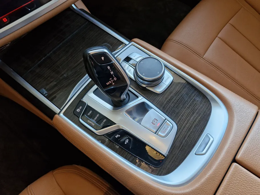 بي ام دبليو الفئة السابعة 730Li 2019 