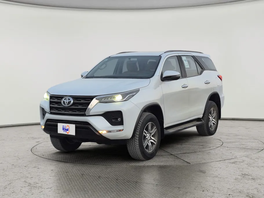 2023 Toyota Fortuner VX 