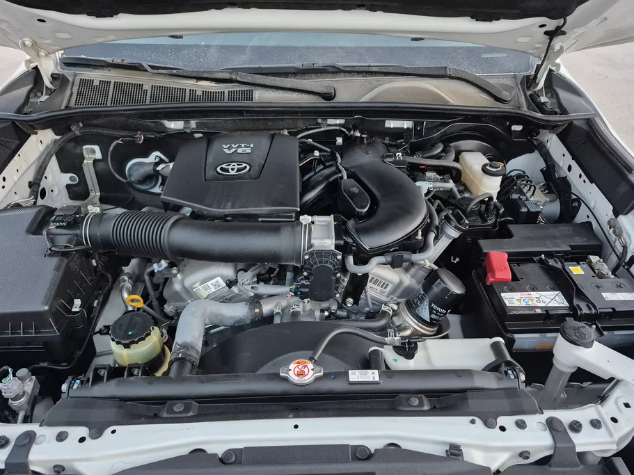 2023 Toyota Fortuner VX 