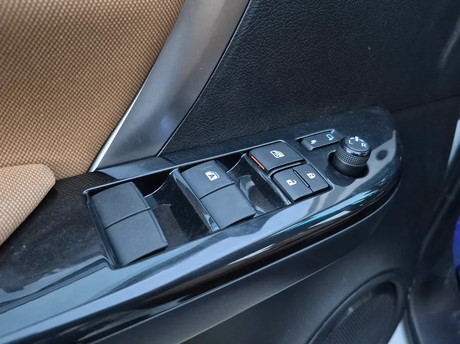 2023 Toyota Fortuner VX 