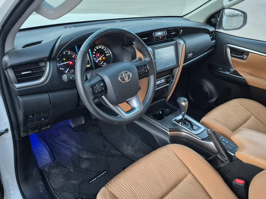 2023 Toyota Fortuner VX 