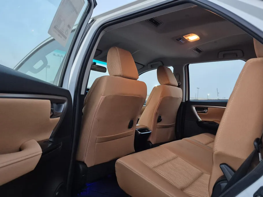 2023 Toyota Fortuner VX 