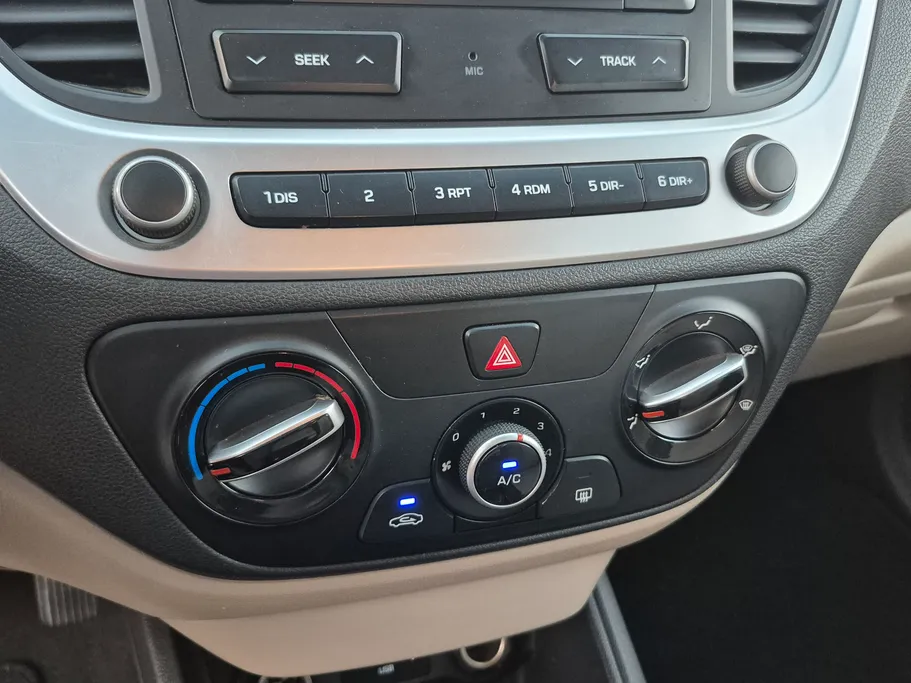 2022 Hyundai Accent Smart 