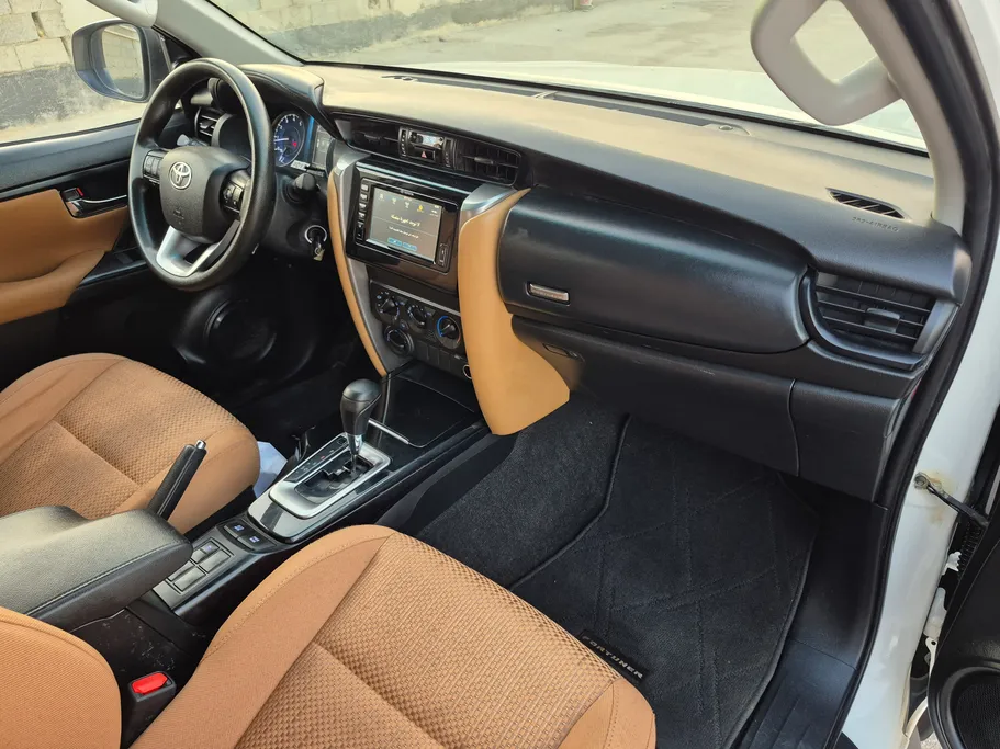 تويوتا فورتشنر GX 2021 