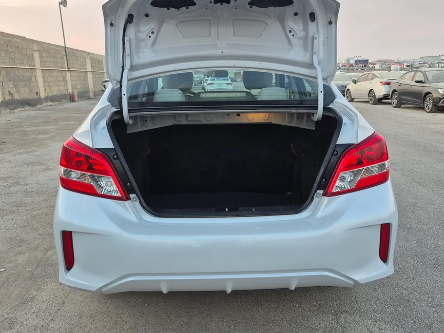 2021 Mitsubishi Attrage GLX LL 