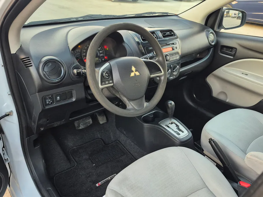 2021 Mitsubishi Attrage GLX LL 