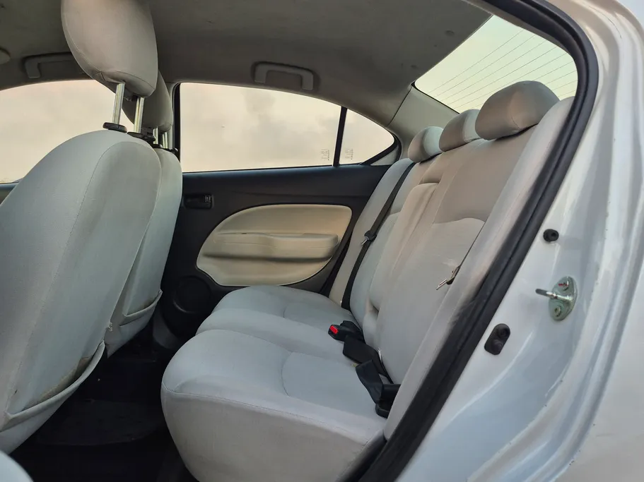 2021 Mitsubishi Attrage GLX LL 