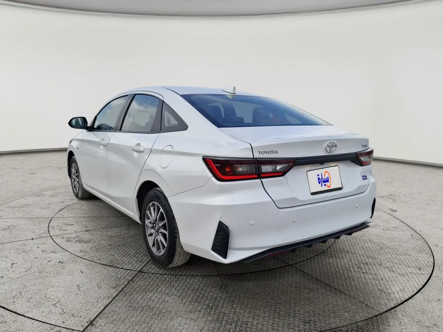 تويوتا يارس Y 2024 