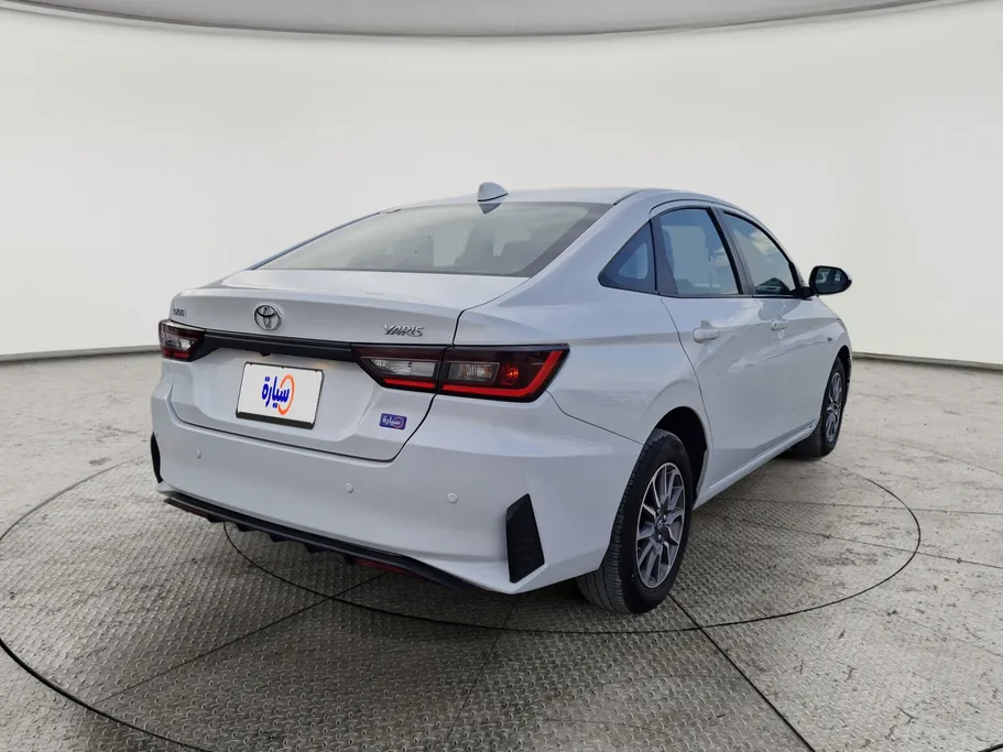 2024 Toyota Yaris  Y 