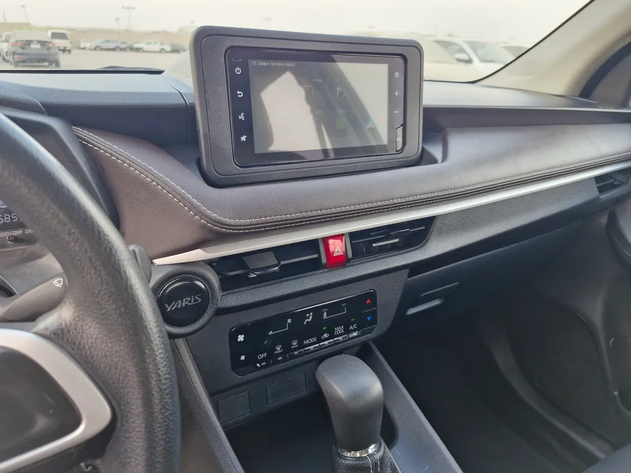 تويوتا يارس Y 2024 